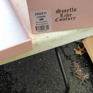 Brand New Juicy Couture Flip Flops